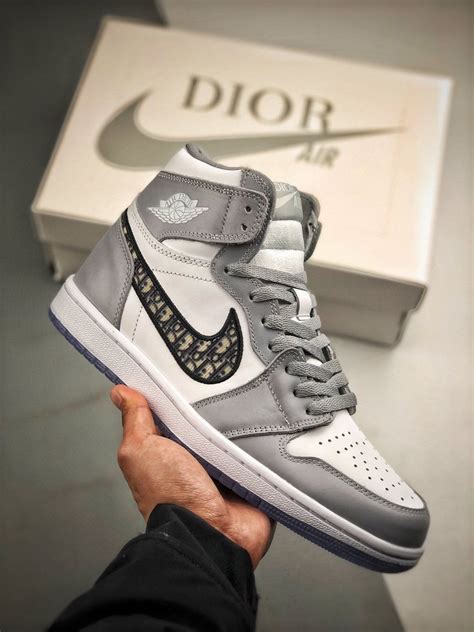 jordan x Dior shoes